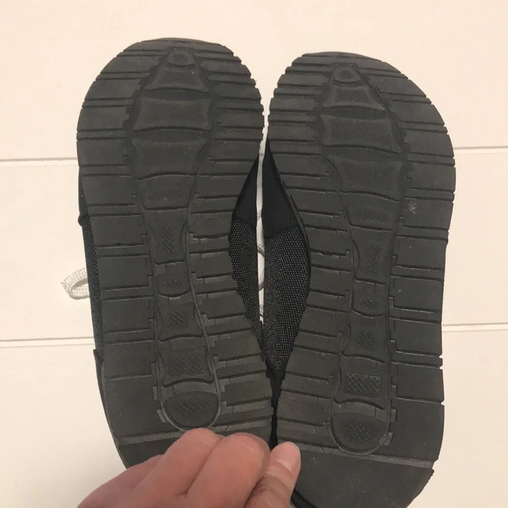 Place custom sneakers; unisex 9W/7M - Picture 6 of 6